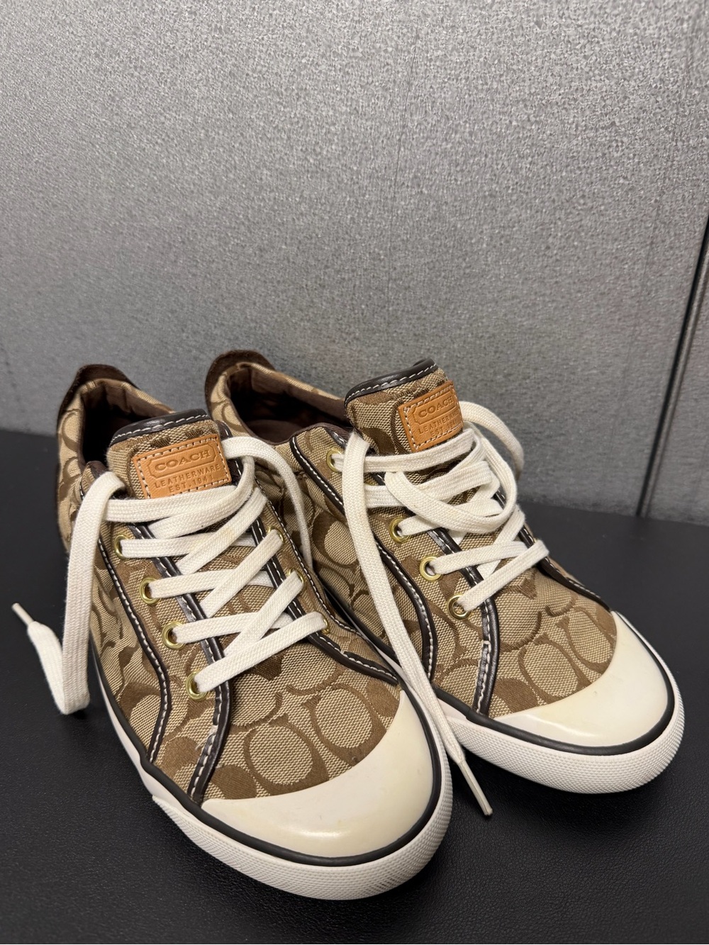 Coach Barrett Signature Sneakers Brown Canvas Leather Trim Size 10